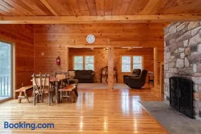 Fisher Mountain Retreat - Image 2