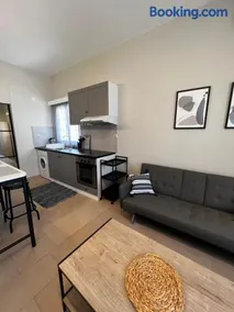 SEASIDE APARTMENTS - Image 4