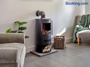 2 Bed in Bideford oc-fireb - Image 3