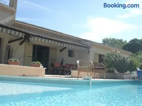 Villa climatisée avec piscine - Image 3