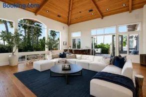 ResortHome Pickle Ball Pool MovieRoom Gym Sauna Villa - Image 2