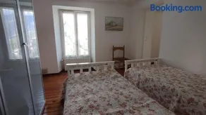 House With Garden And Terrace - Image 3