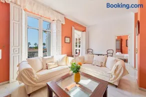Apartamento centro Málaga y Playa de la Malagueta - Image 1