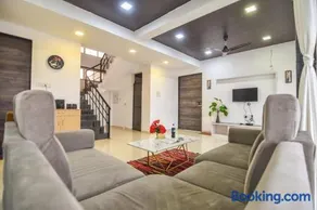 ll EMPYREAN STAY ll LUXE ll FORTUNE VILLA ll 4BHK ll AC ll BIG POOL - Image 4