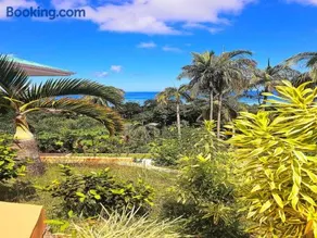 Au Lever Du Soleil Guest House Sea View - Image 4