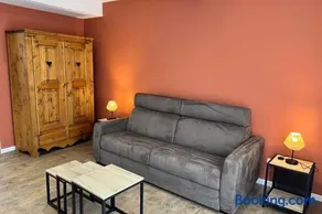 Studio Lac chalain 30 m2 piscine chauffe - Image 1