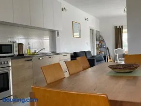 Miri&Gary's - Image 2