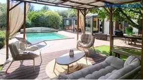 Villa Provence Verte 180 m2 Piscine, Sauna, Véranda, Clim, jardin arboré, très calme ! - Image 1