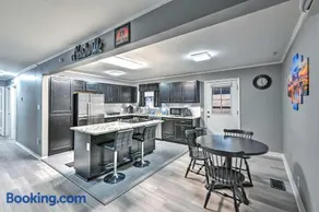 Modern Nashville Home ~ 10 Mi to Music Row - Image 2