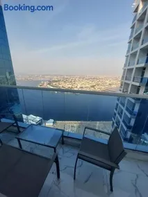 oasis tower family apartment 2602 - Image 1
