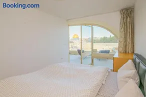 Western Wall View - Lev Simcha - Image 4