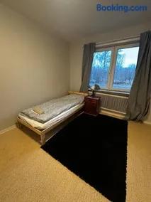 Rymlig lagenhet med balkong! - Image 4