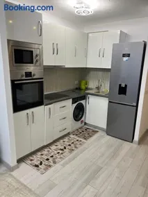 Ariana Deluxe Suites - Image 3