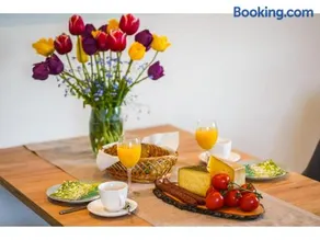 Appartamento accogliente e familiare con sauna, giardino e barbecue - Image 3