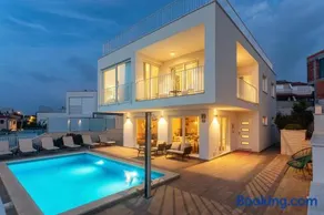 Luxury Villa Emily - Image 1