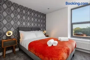 Victoria Home - Image 2