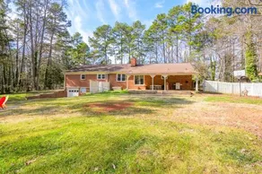 BloomingFarmsStay,Sleeps 9,GameRoom,FirePit,Grill - Image 2