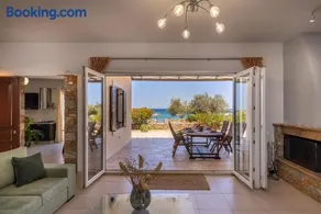 Syros Sun Beach Villa - Image 1
