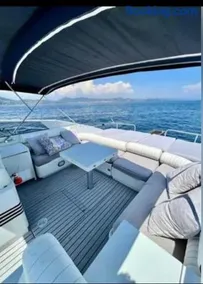 Location bateau à quai - Image 1