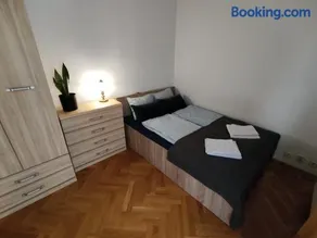 Classic Apartament Metro Kabaty - Image 1