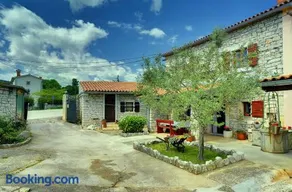 House Batelani - Image 3