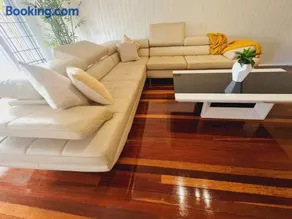 Exclusive location - 3-bedroom Unit in Maryborough CBD, 10ppl - Image 4