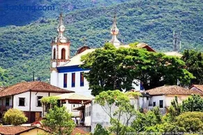 Rez Home Catas Altas - Image 1
