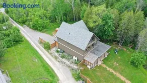 Lakeside Retreat - Trent Lakes - Image 3