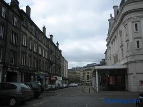 Grindlay Street Residence, 2 Bedroom, 2 Bathroom apartment close to Castle - Image 5
