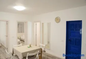 Apartamentos El Marinero - Iglesia - Image 3