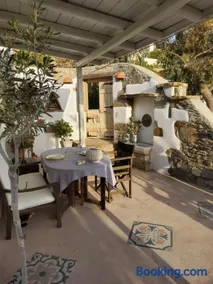 Romantic sunset cycladic house in Sotires - Image 1