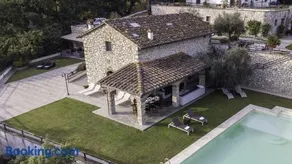 Villa Crociferi - Image 3