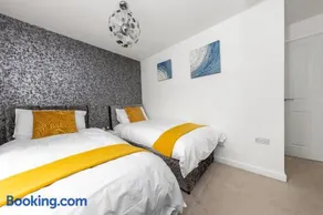 Royal House Wolverhampton - Perfect for Contractors & Large Groups - Image 2