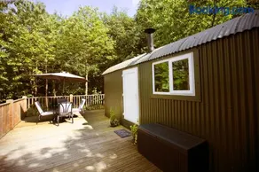 Riverwood Farms Shepherds Hut - Image 2