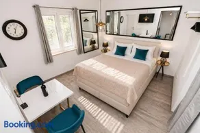 Central Park Suites - Image 2
