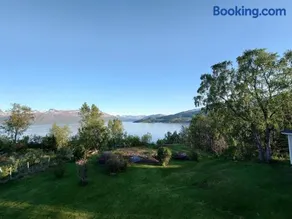 Large House with Fjord View on Andørja - Image 3