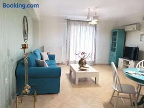 Pirofani Villa Apartments - Image 4