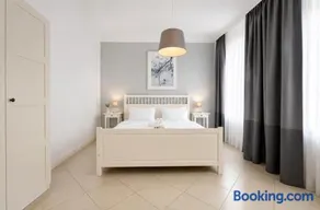 Ferienhaus für 8 Personen mit Kamin & Terrasse - Image 2
