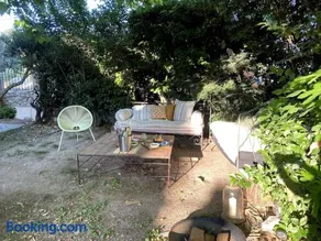 Madeleine sous son platane - Image 3