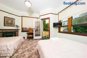 East Sydney Hotel - Image 3