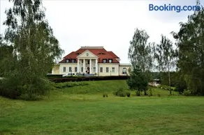 Dwor Osieczek - Image 2