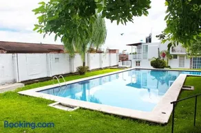 Casa Chinelo en condominio con vigilancia Alberca Wifi - Image 2