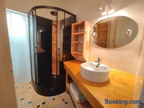 Maison de campagne sur 2 hectares - Image 3