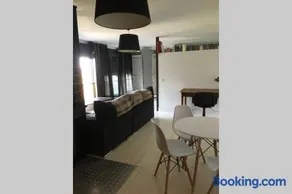 Loft de diseño con garaje - Image 2