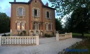 Le manoir de la Source au bord de l'EuroVélo 6 - Image 1