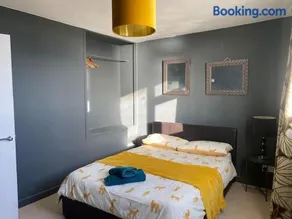 Central Sea View maisonette - Image 3