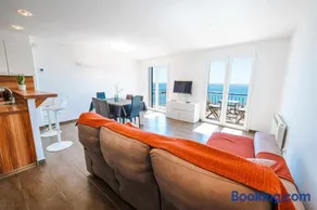 Apartamento exclusivo en primera línea de mar - Image 4
