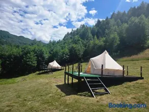 Camping Inima Retezatului - Image 1