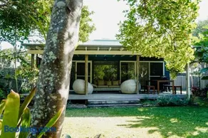 #15 Tallow Sands - The Cabin - Image 2