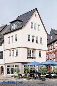 Designapartment im Herzen der Altstadt - 7 Guests - 3 Bedrooms - 2 Bathrooms - Image 3